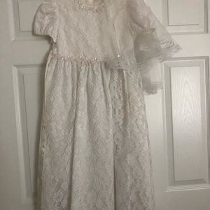 Can be used as First Communion or flower girl